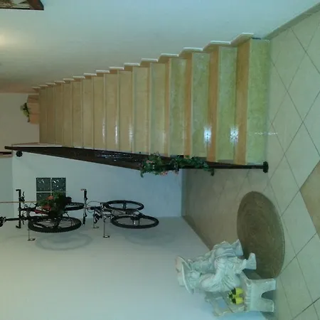 Full'house Apartament Taviano (Lecce)