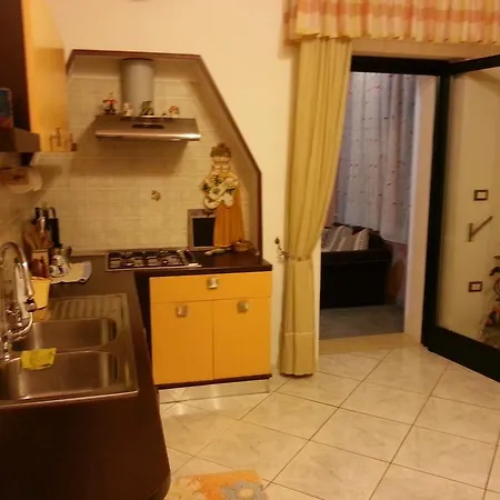 Full'house Apartment